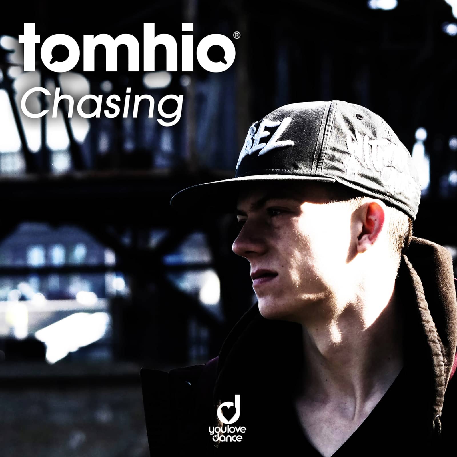 Tomhio — Chasing