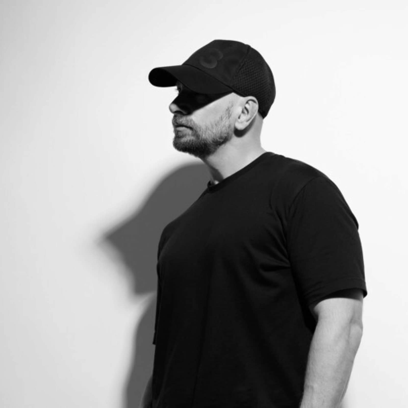 Steve Angello & Laidback Luke ft. Robin S — Show Me Love (Sterbinszky & Gabriel Dancer Remix)