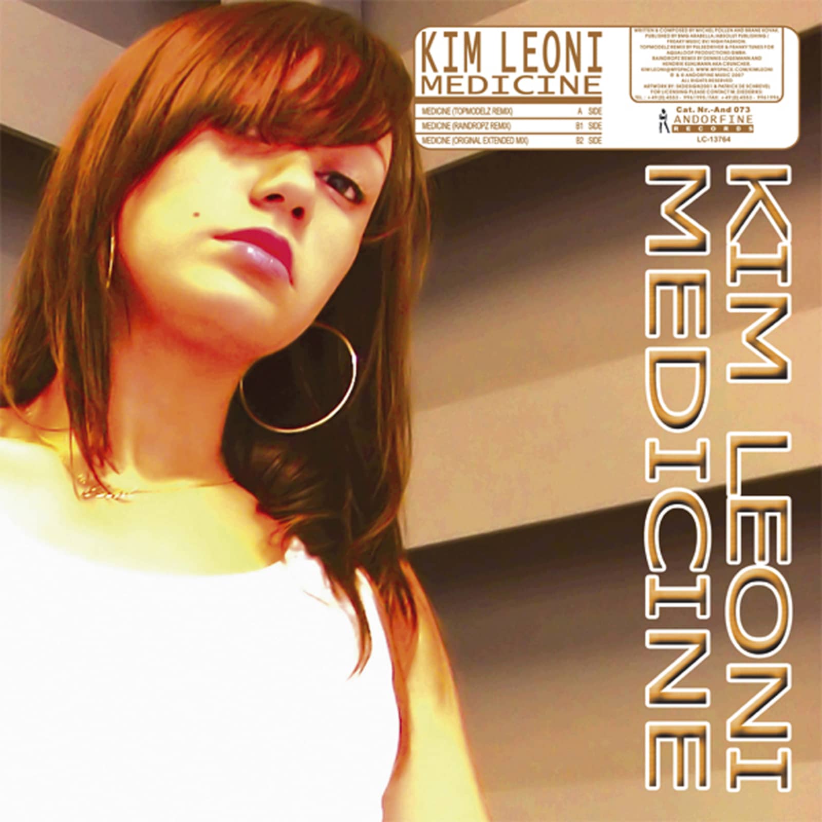 Kim Leoni — Medicine (Topmodelz Radio Edit)