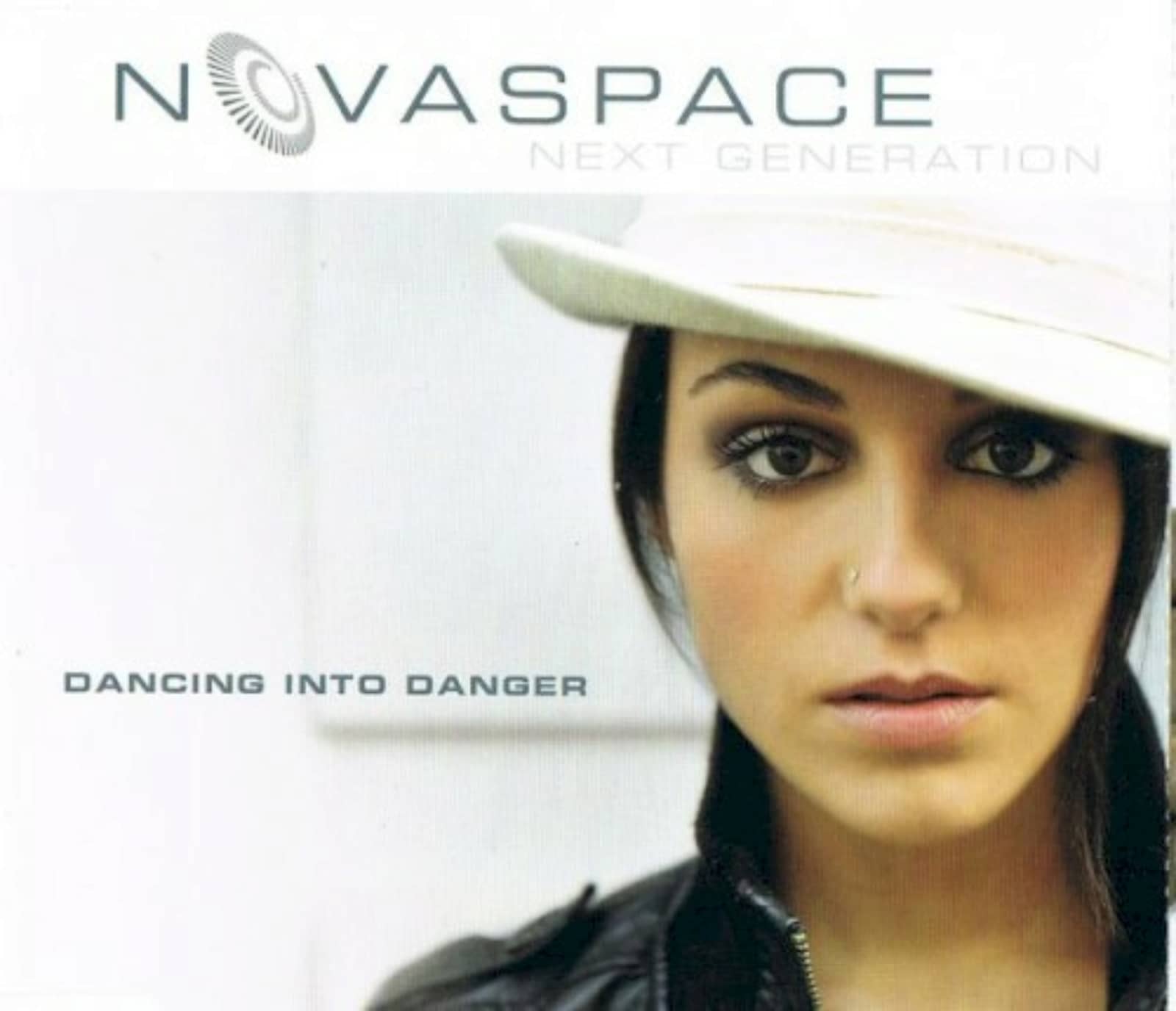 Novaspace — Dancing Into Danger (Maddox Remix)