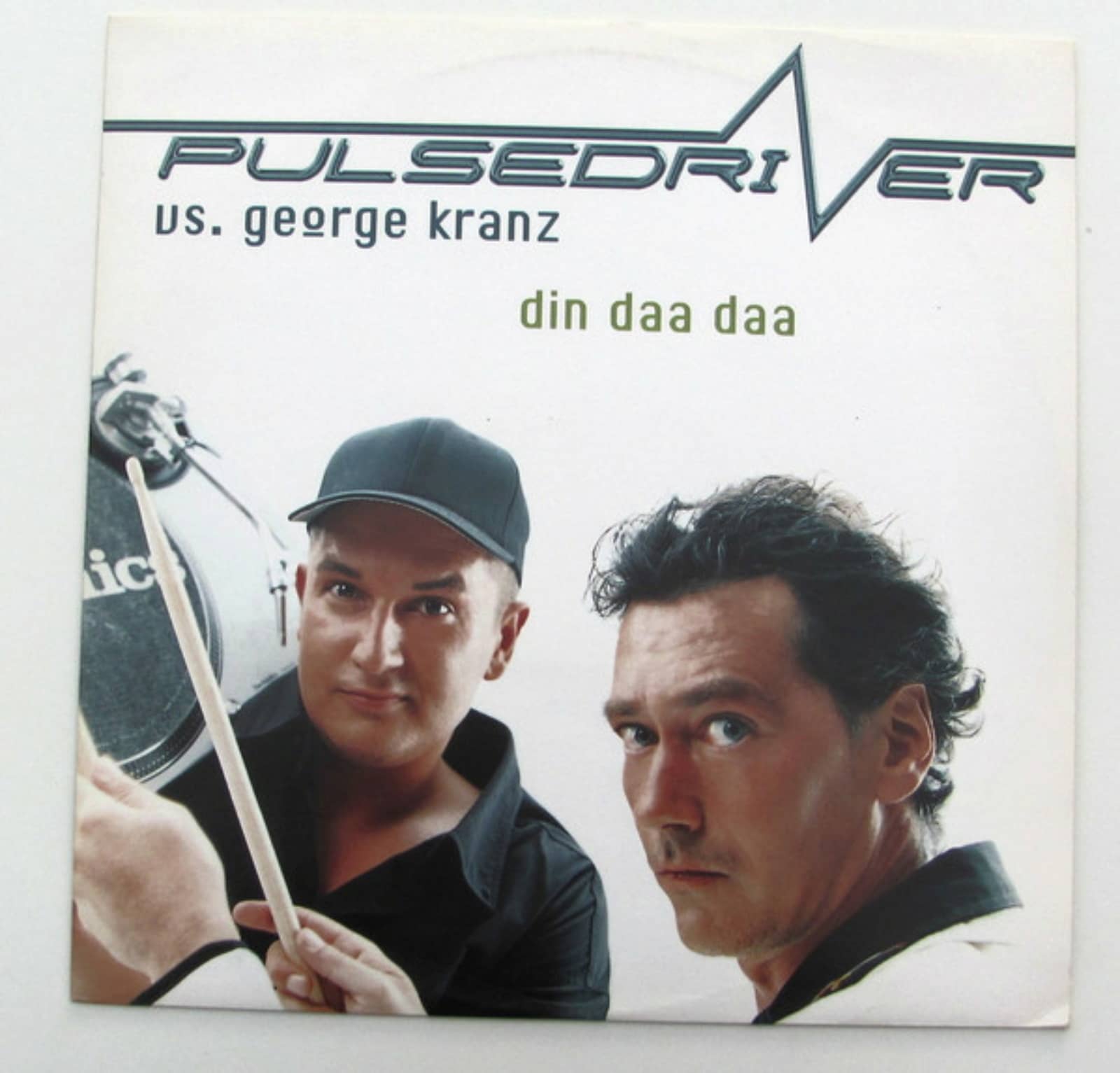 Pulsedriver vs. George Kranz — Din Daa Daa (Potatoheads Remix)