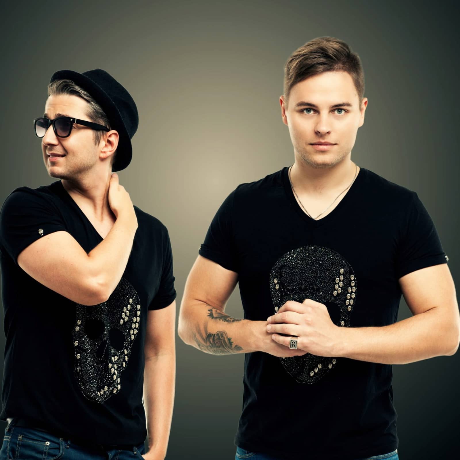 MUSIQQ — Muzika Plust Pa Venam