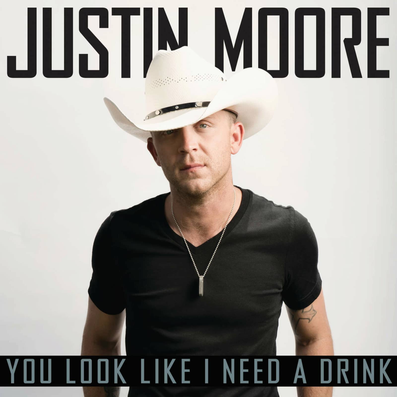 Justin Moore — You Look Like I Need a Drink